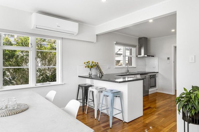 Photo of property in 103 Kenmore Street, Newlands, Wellington, 6037