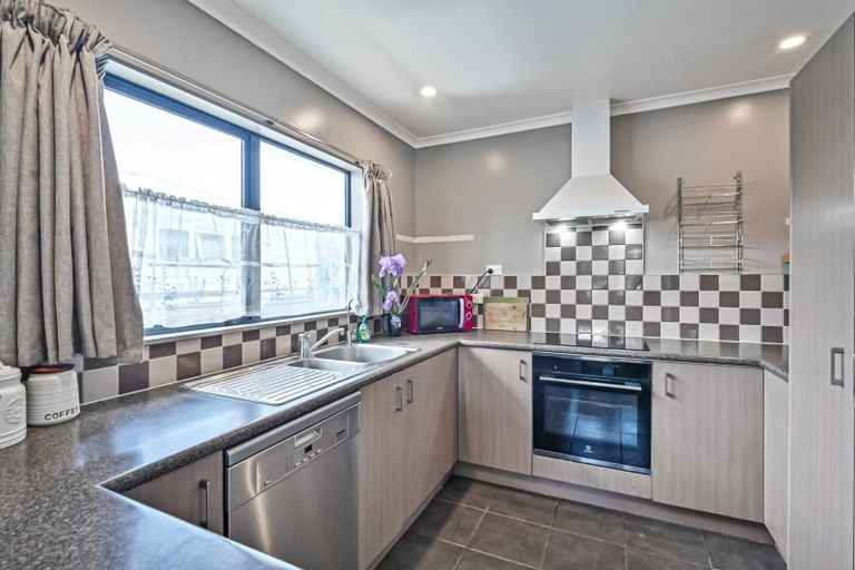 Photo of property in 1 Hyla Road, Haumoana, 4102