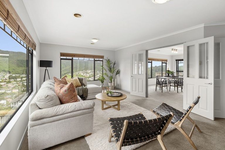 Photo of property in 5 Landsdowne Terrace, Karori, Wellington, 6012