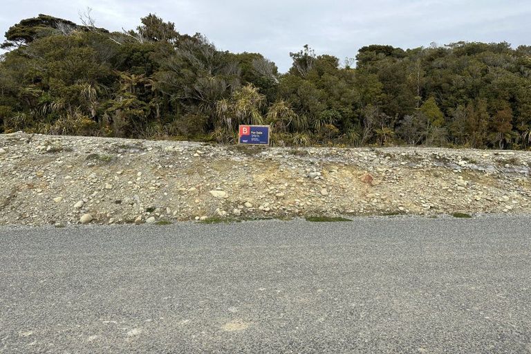 Photo of property in 37 Takutai Terrace, Ruatapu, 7883