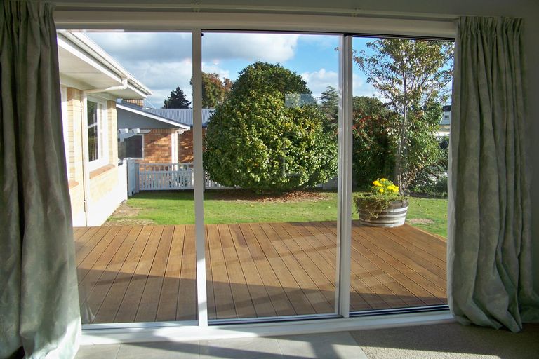 Photo of property in 54 Chaucer Street, Leamington, Cambridge, 3432