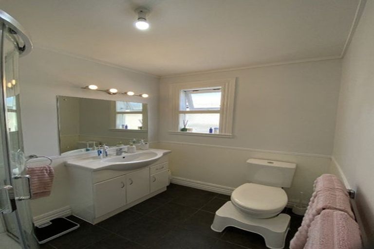 Photo of property in 48a Owen Street, Newtown, Wellington, 6021
