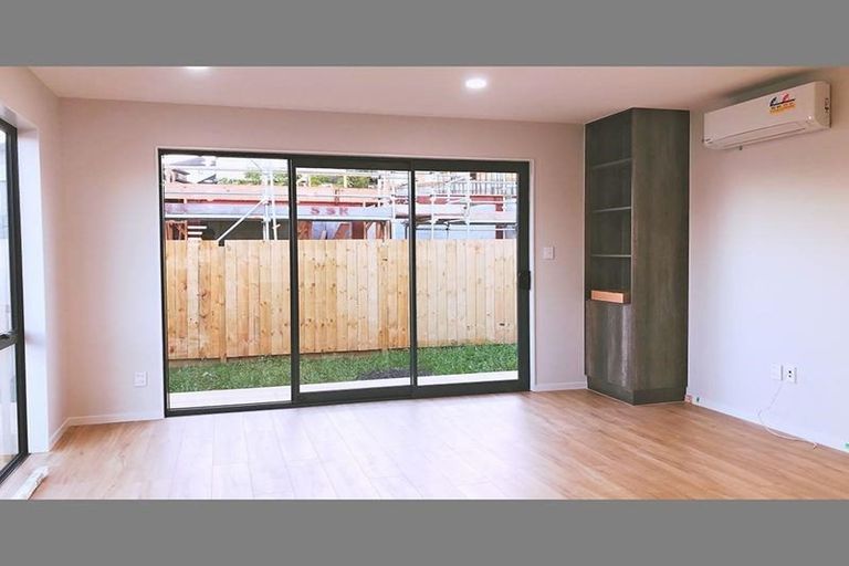 Photo of property in 33 Waka Street, Albany Heights, Auckland, 0632