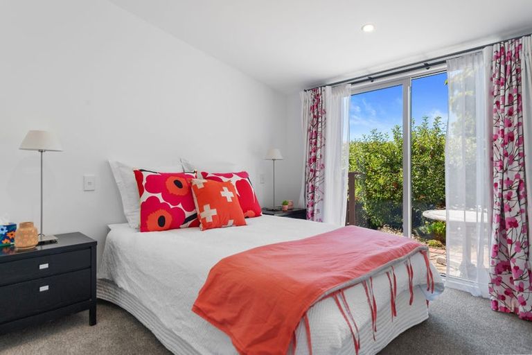 Photo of property in 205 Mount Pleasant Road, Mount Pleasant, Christchurch, 8081