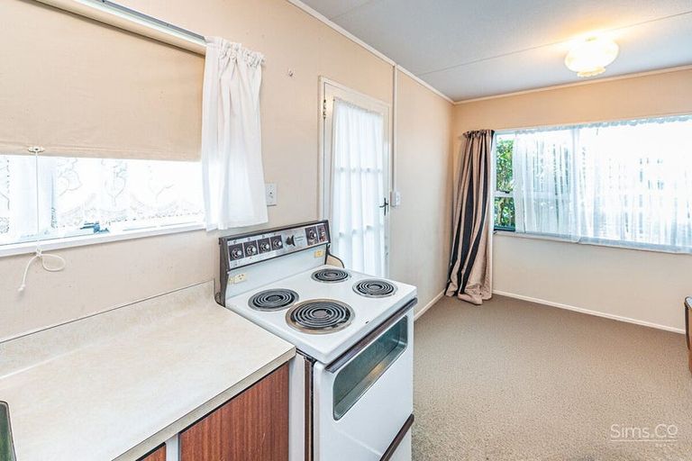 Photo of property in 5 Avon Place, Springvale, Whanganui, 4501