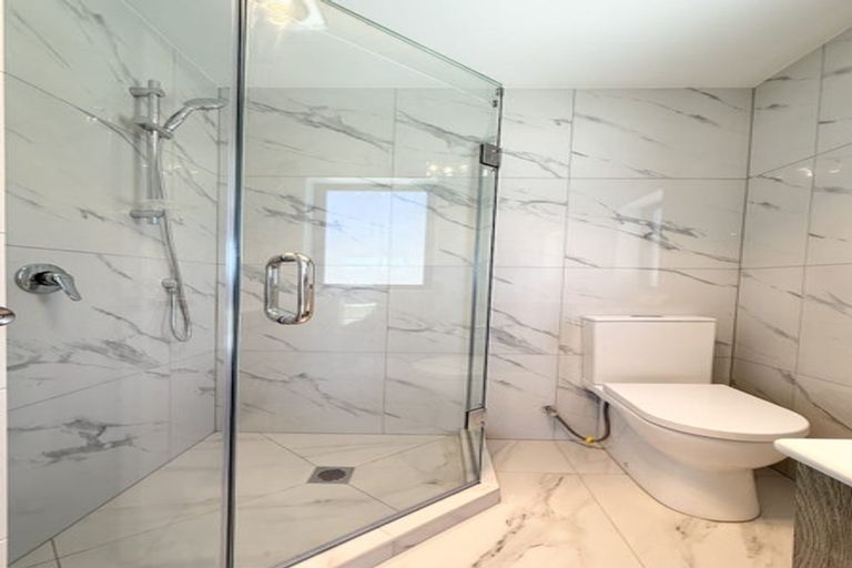 Photo of property in 23 Minerva Avenue, Helensville, 0800