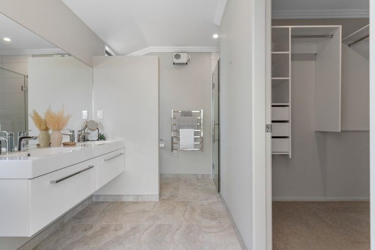 Photo of property in 1 Charlotte Drive, Omokoroa, 3114