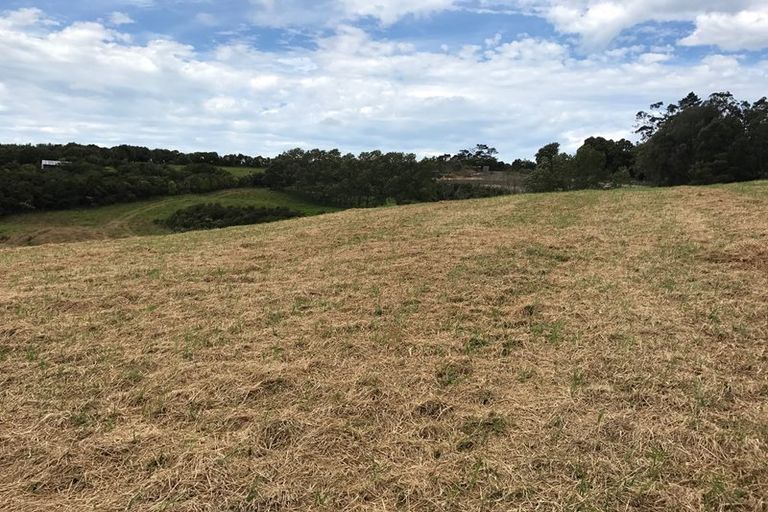 Photo of property in 145a Vaughans Road, Okura, Albany, 0792