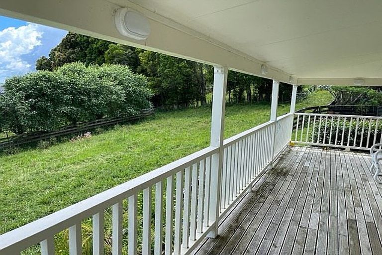 Photo of property in 86 Kennedy Road, Dairy Flat, Albany, 0792