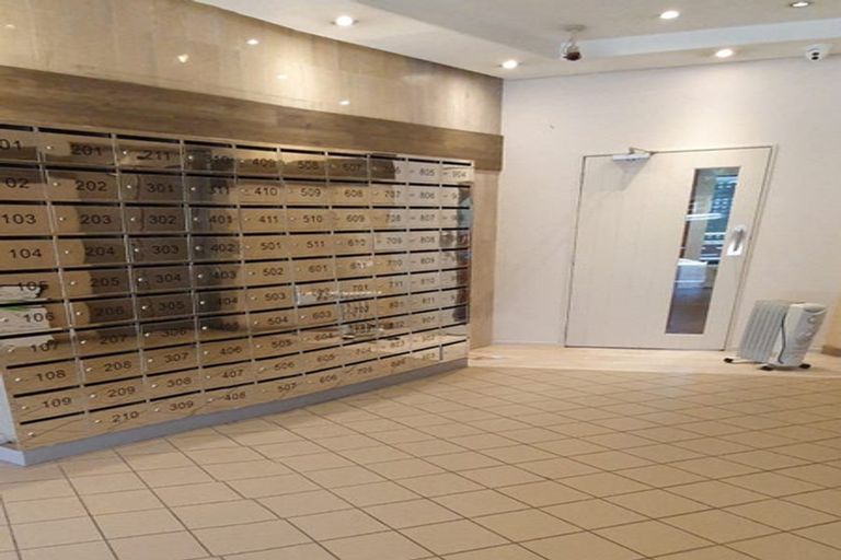 Photo of property in Orange Apartments/victoria Centr, 810/169 The Terrace, Wellington Central, Wellington, 6011