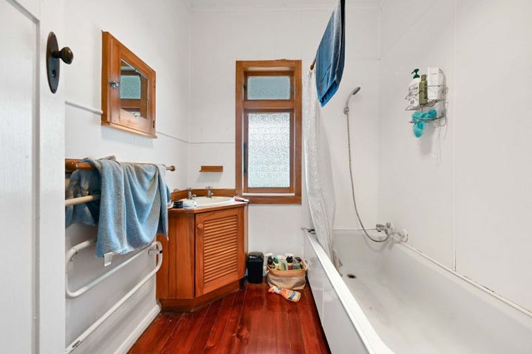 Photo of property in 13 Howden Road, Fairfield, Hamilton, 3214