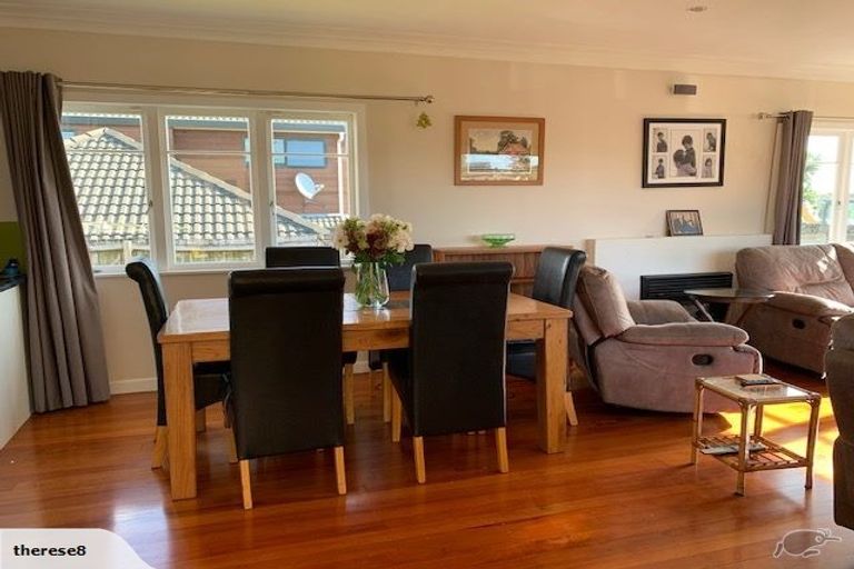 Photo of property in 22 Cliff Road, Papakura, 2110