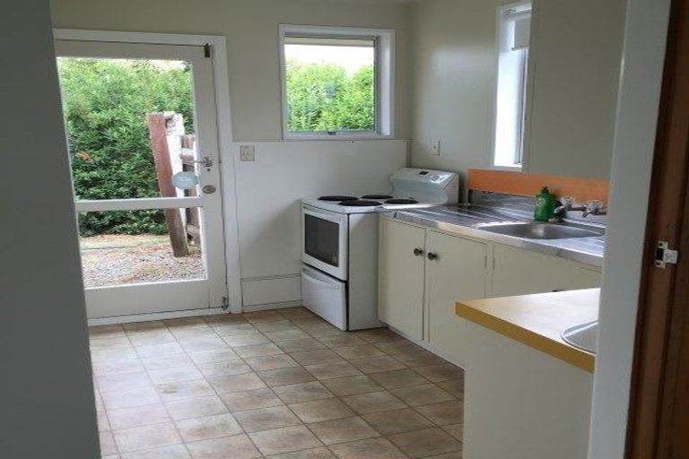 Photo of property in 3/50 Moffett Street, Islington, Christchurch, 8042