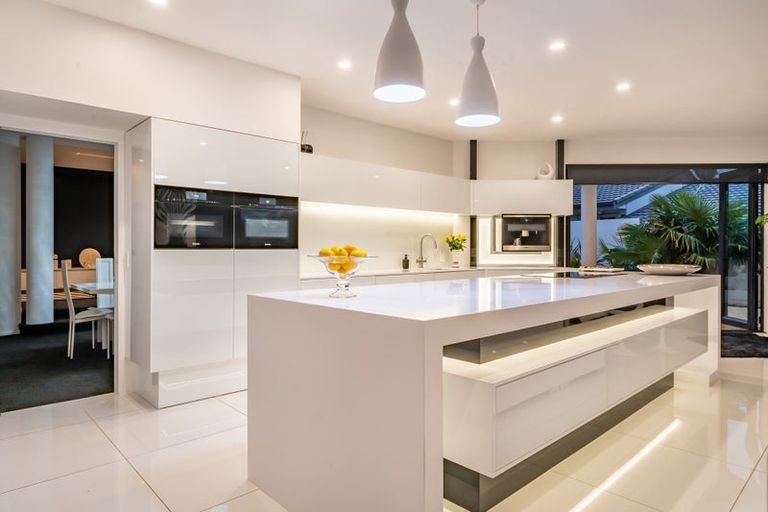 Photo of property in 1 Young Nicks Lane, Whitby, Porirua, 5024