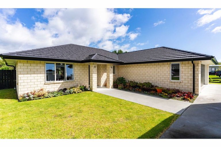 Photo of property in 16 Jack Boyd Drive, Mangawhai Heads, Mangawhai, 0573