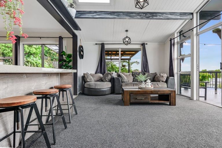 Photo of property in 11 Caernarvon Street, Dinsdale, Hamilton, 3204