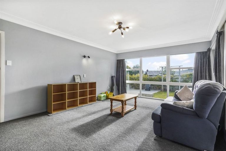 Photo of property in 51 Sandwich Road, St Andrews, Hamilton, 3200