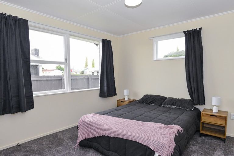 Photo of property in 407 Kotuku Street, Camberley, Hastings, 4120
