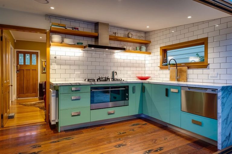 Photo of property in 404 Montreal Street, Christchurch Central, Christchurch, 8013