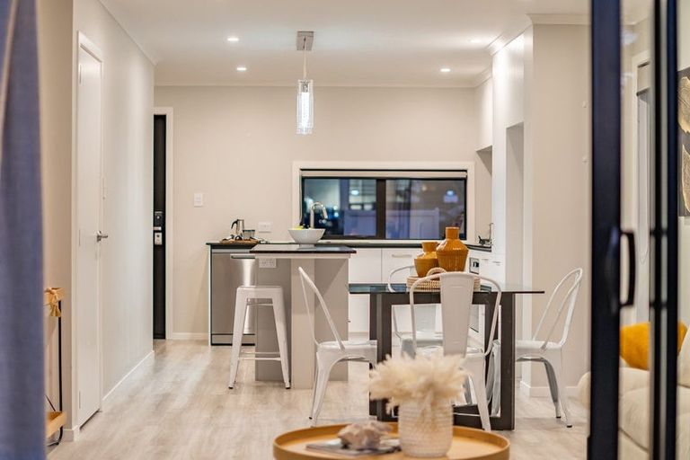 Photo of property in 84 Mawai Hakona Drive, Wallaceville, Upper Hutt, 5018