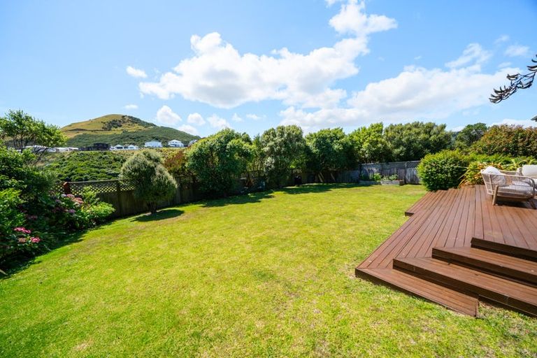 Photo of property in 14 Aintree Grove, Churton Park, Wellington, 6037