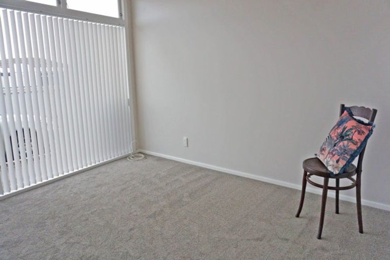 Photo of property in 72f Queen Street West, Levin, 5510