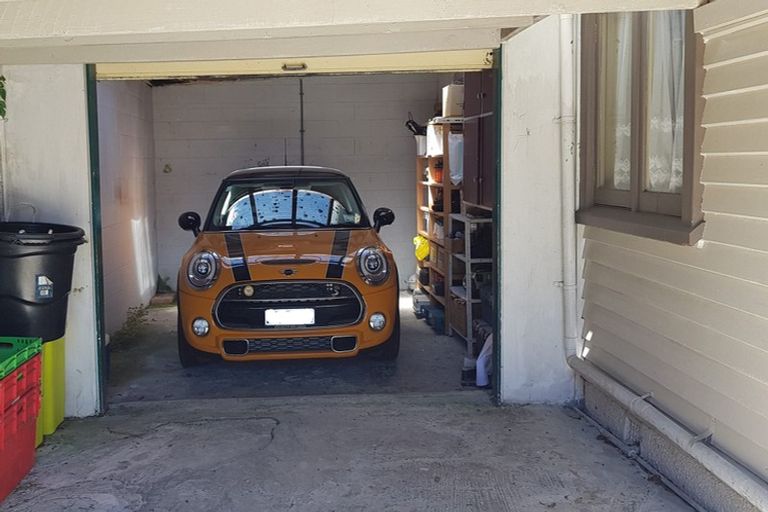 Photo of property in 16 Trafalgar Street, Johnsonville, Wellington, 6037