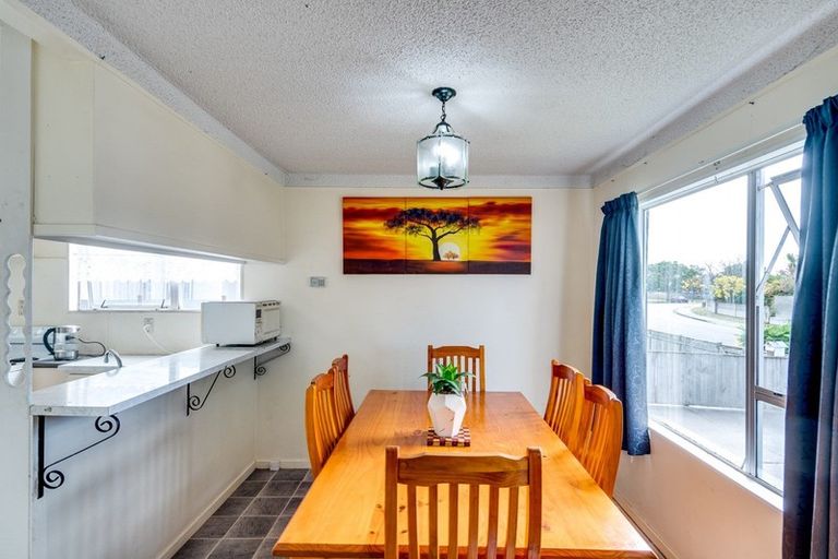 Photo of property in 32 Walton Way, Flaxmere, Hastings, 4120