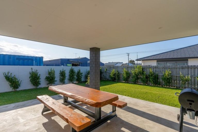 Photo of property in 55b Dublin Street, Martinborough, 5711