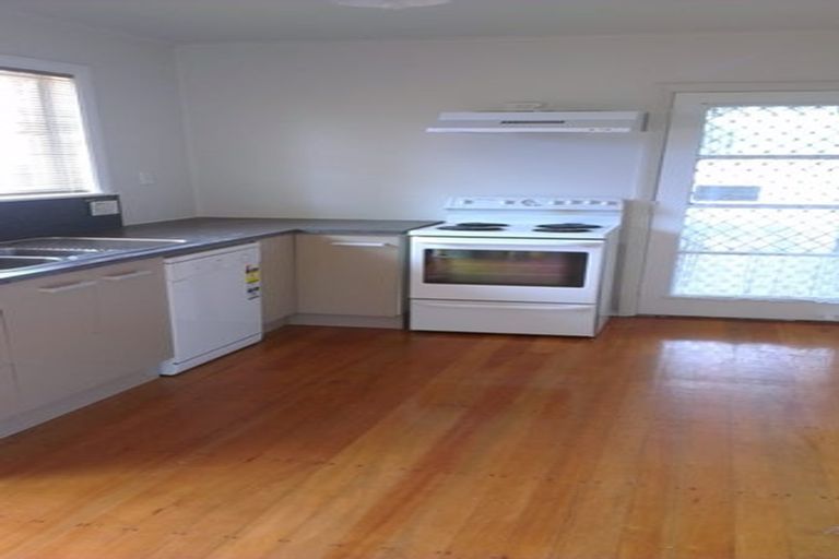 Photo of property in 36 Bowater Place, Manurewa, Auckland, 2102