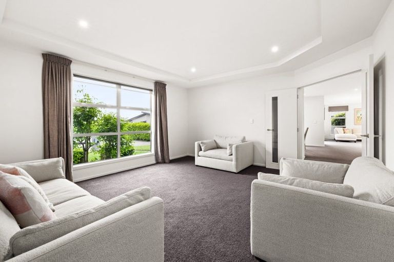 Photo of property in 11 Percy Berry Place, Havelock North, 4130