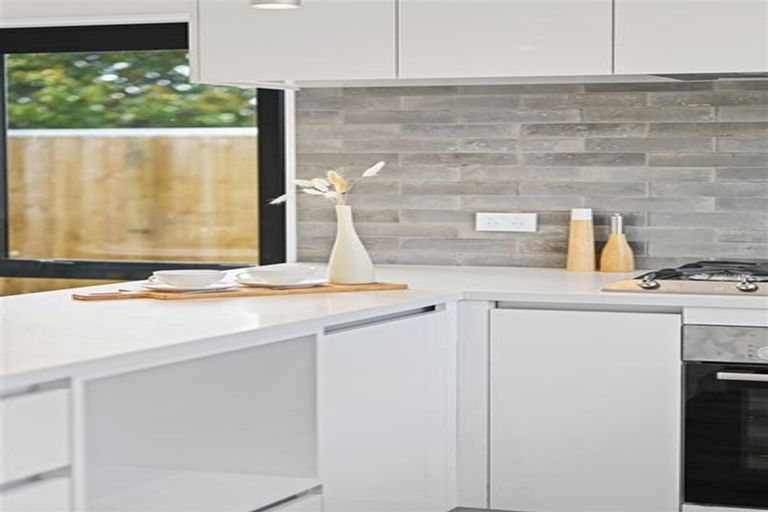 Photo of property in 1/37 Mansel Avenue, Hillcrest, Hamilton, 3216