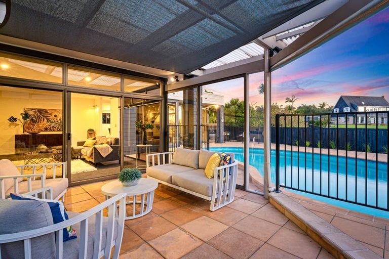 Photo of property in 1/16 Oleander, Farm Cove, Auckland, 2012