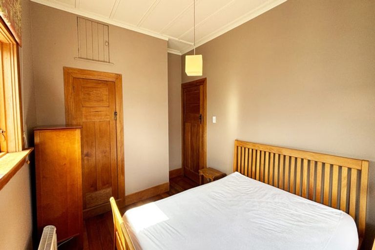 Photo of property in 13 Queen Street, Mount Victoria, Wellington, 6011