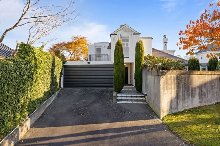 Photo of property in 17 Allister Avenue, Merivale, Christchurch, 8014