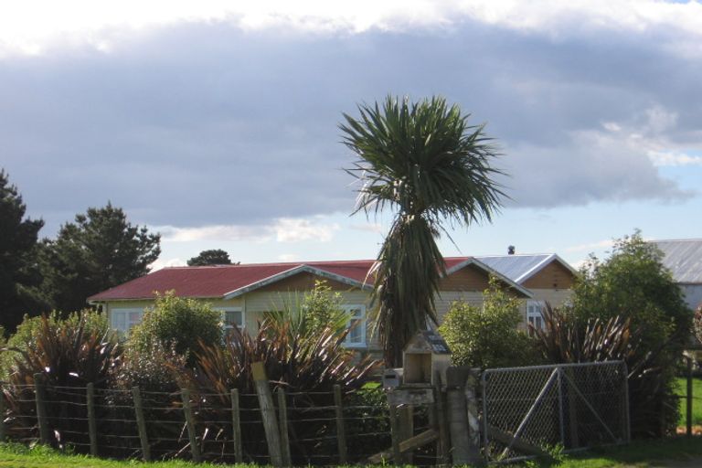 Photo of property in 162 Mako Mako Road, Levin, 5510