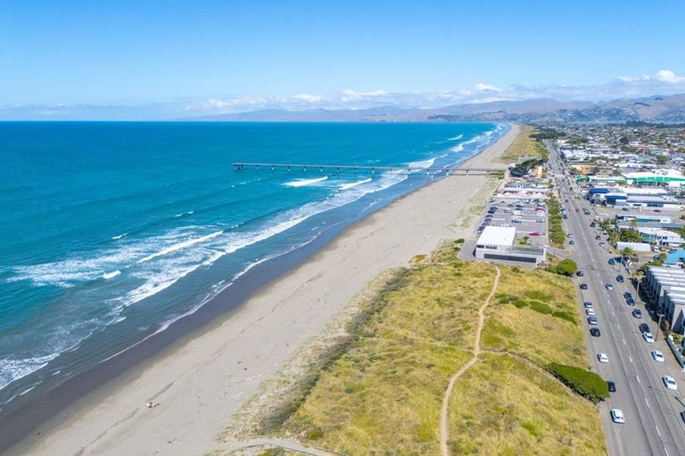 Photo of property in 1/6 Lonsdale Street, New Brighton, Christchurch, 8083