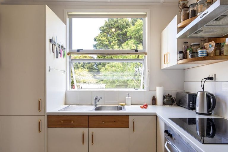 Photo of property in 55 Wainui Road, Raglan, 3225