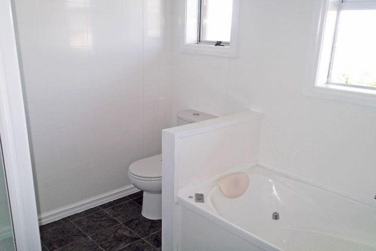 Photo of property in 42 Brinkburn Street, South Hill, Oamaru, 9400