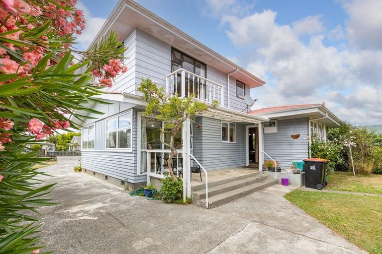 Photo of property in 118 Colombo Road, Masterton, 5810