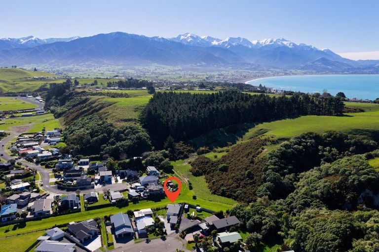 Photo of property in 61 Kotuku Road, South Bay, Kaikoura, 7300