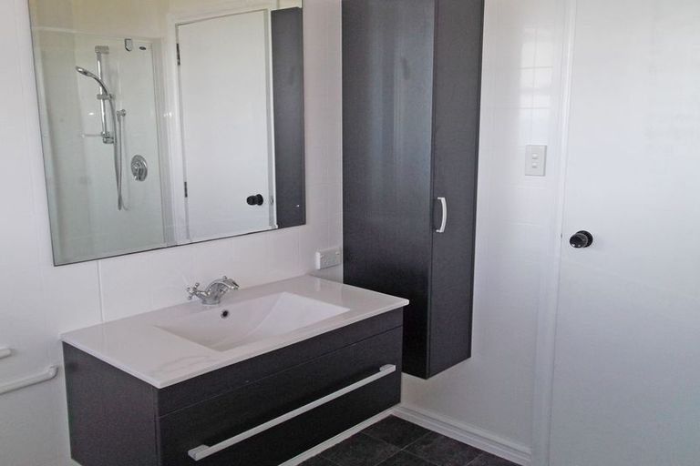 Photo of property in 42 Brinkburn Street, South Hill, Oamaru, 9400