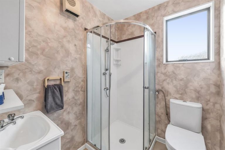 Photo of property in 34 Donnington Street, Parklands, Christchurch, 8083