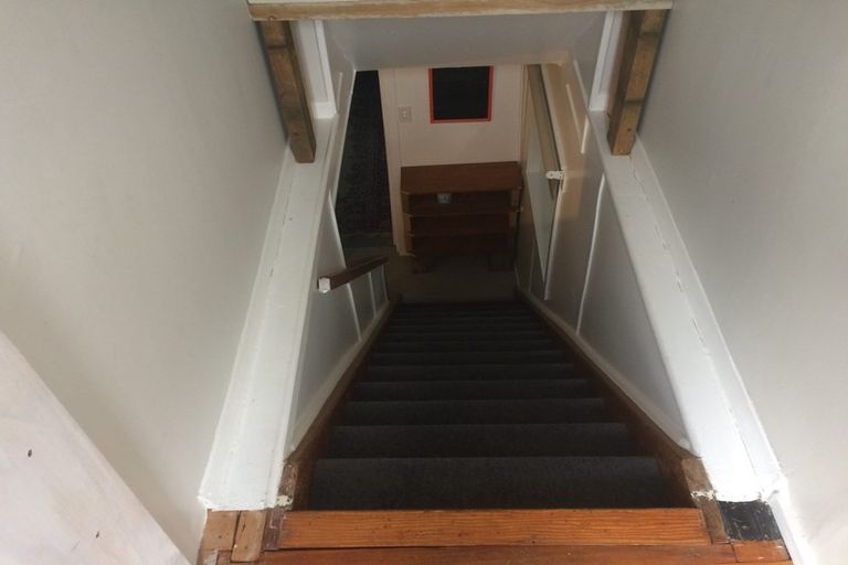 Photo of property in 16 Toroa Road, Otaihanga, Paraparaumu, 5036