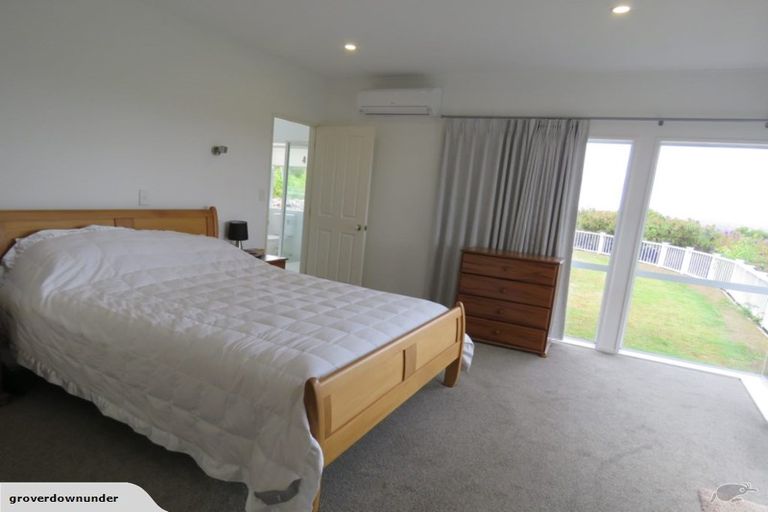 Photo of property in 327 Kaipara Road, Papakura, 2582