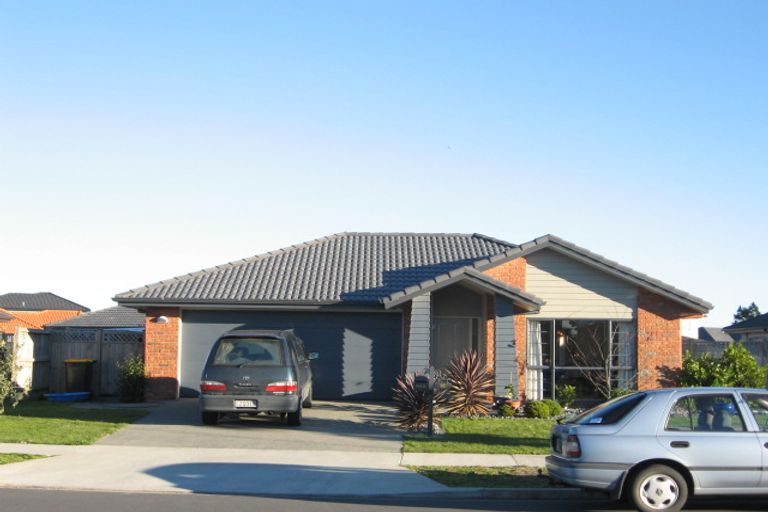 Photo of property in 16 Turnberry Drive, Wattle Downs, Auckland, 2103