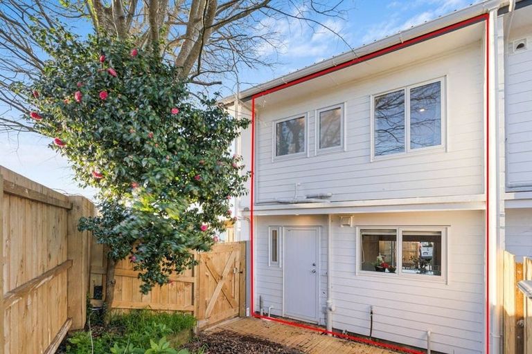 Photo of property in 1/7 Fitzroy Street, Papatoetoe, Auckland, 2104