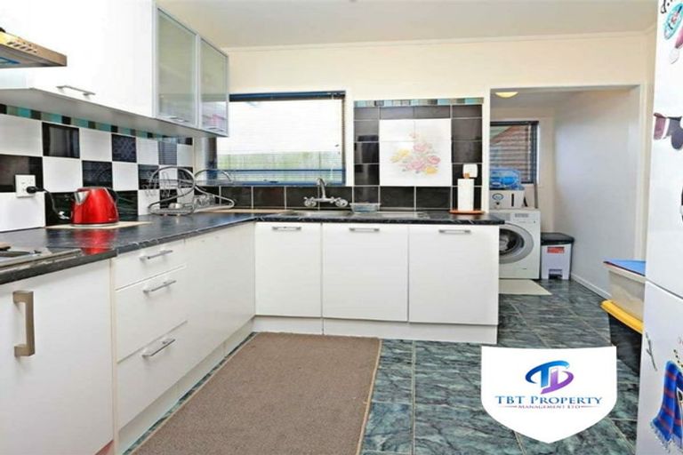 Photo of property in 4/65 Rangitoto Road, Papatoetoe, Auckland, 2025