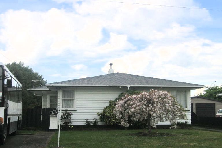 Photo of property in 4 Puweto Street, Selwyn Heights, Rotorua, 3015
