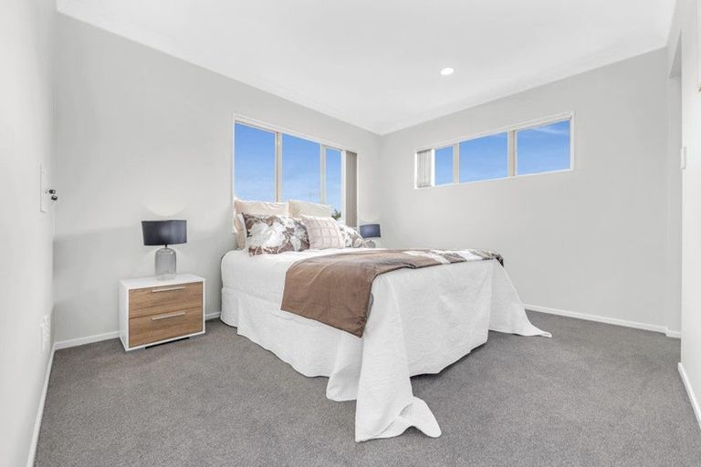 Photo of property in 97 Baverstock Road, Flat Bush, Auckland, 2016